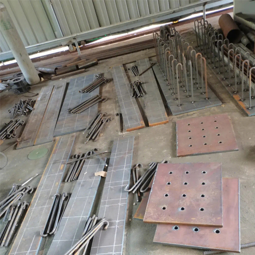 有哪些其他因素会影响抚顺预埋件位置的确定？